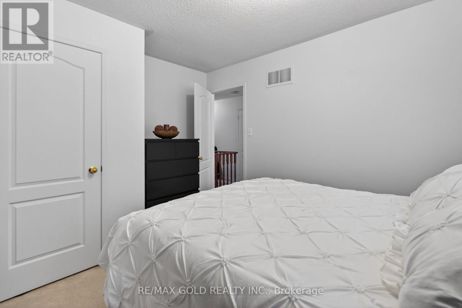 94 Mccrimmon Drive, Brampton, Ontario  L7A 2Z6 - Photo 24 - W13016722