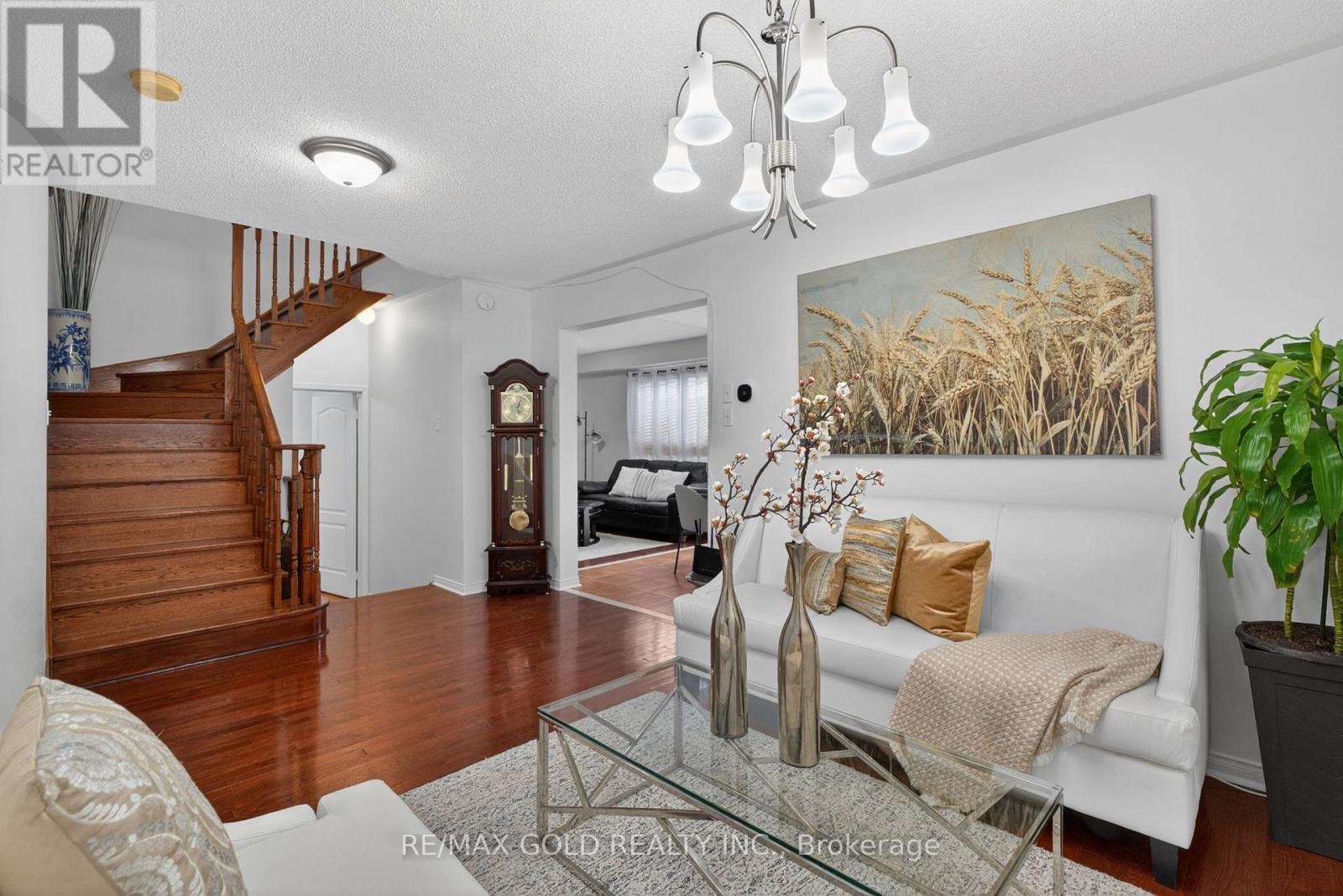 94 Mccrimmon Drive, Brampton, Ontario  L7A 2Z6 - Photo 7 - W13016722