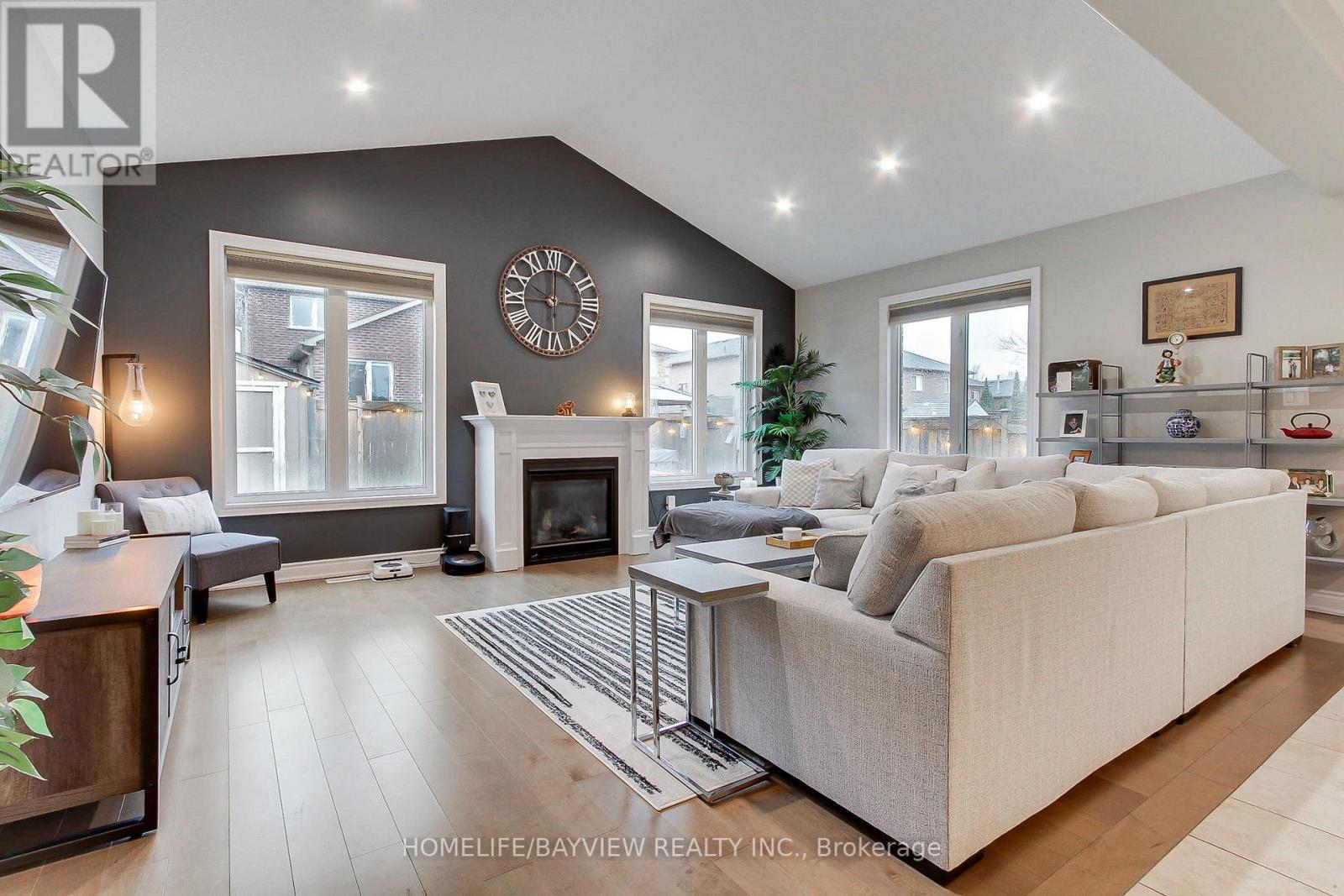 35 Booth Lane, Barrie, Ontario  L4N 0S4 - Photo 10 - S13017368