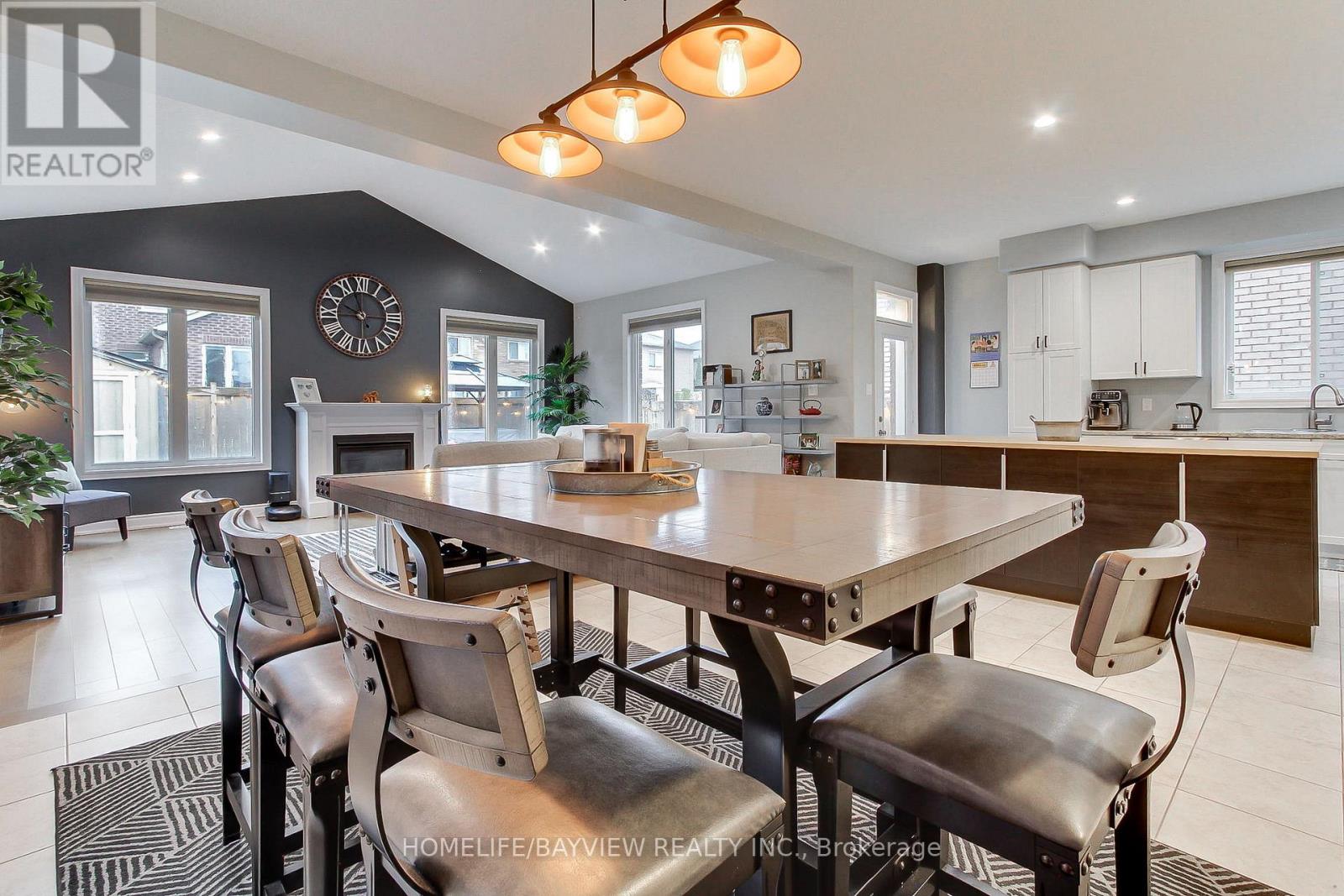 35 Booth Lane, Barrie, Ontario  L4N 0S4 - Photo 4 - S13017368