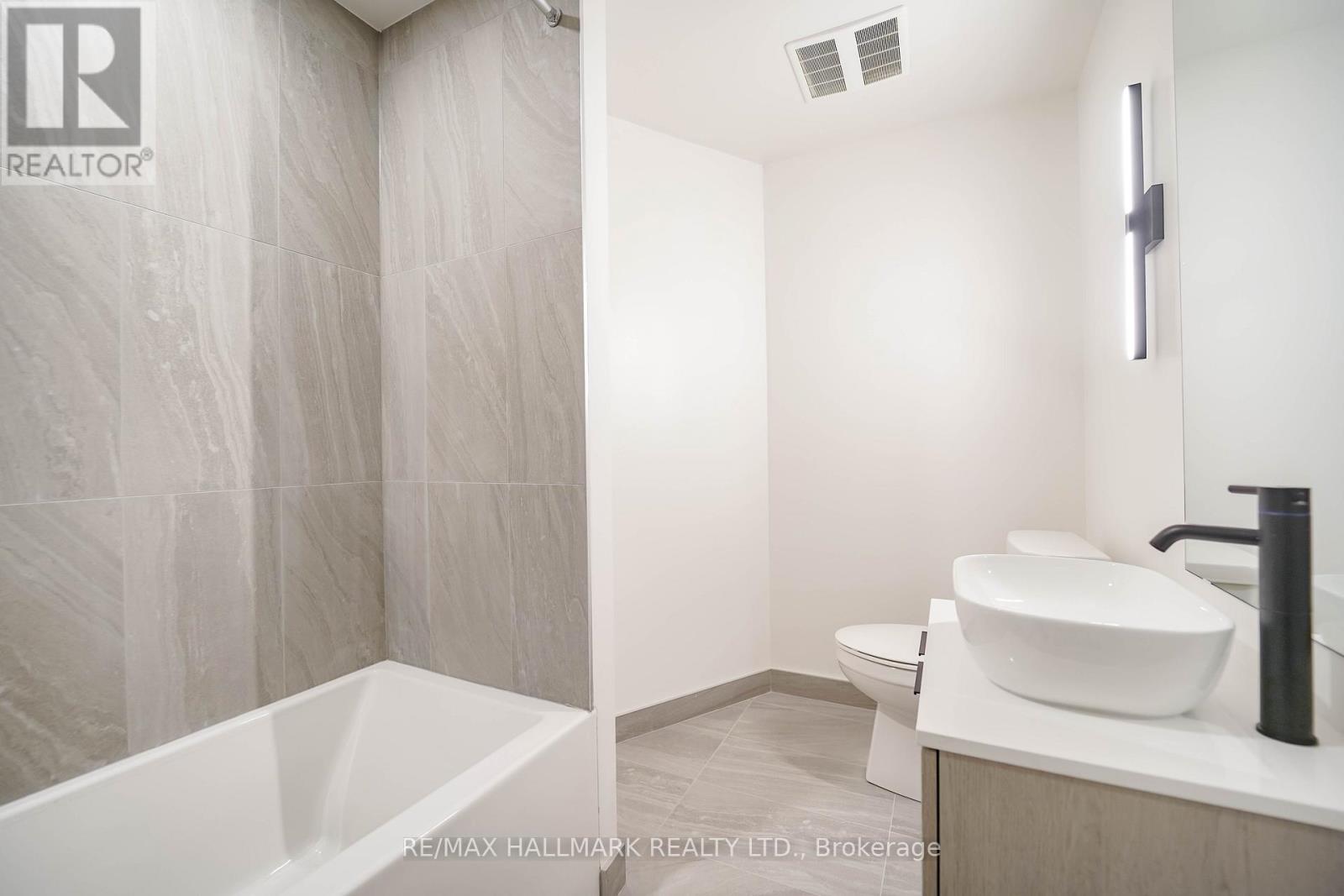 427 - 1185 Dupont Street, Toronto, Ontario  M6H 0G5 - Photo 12 - W13017350