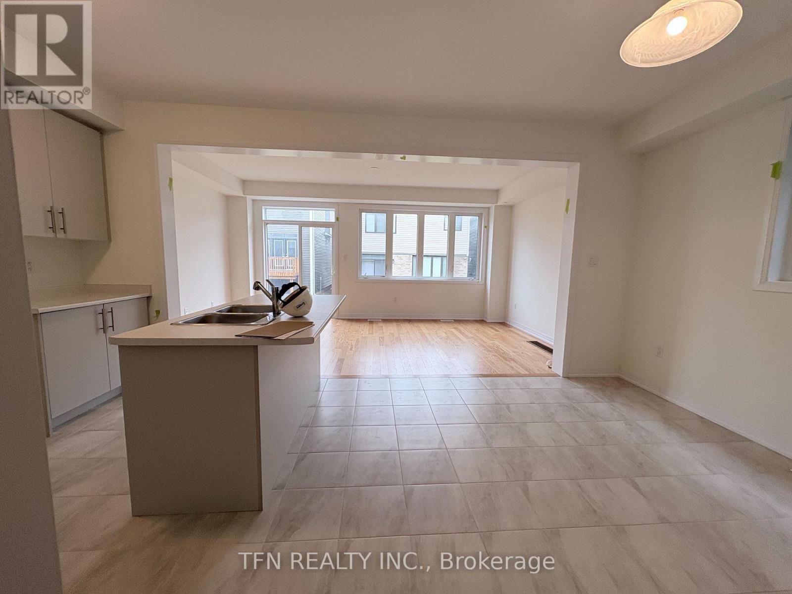 20 Selection Heights, Thorold, Ontario  L2V 0P3 - Photo 3 - X13017344