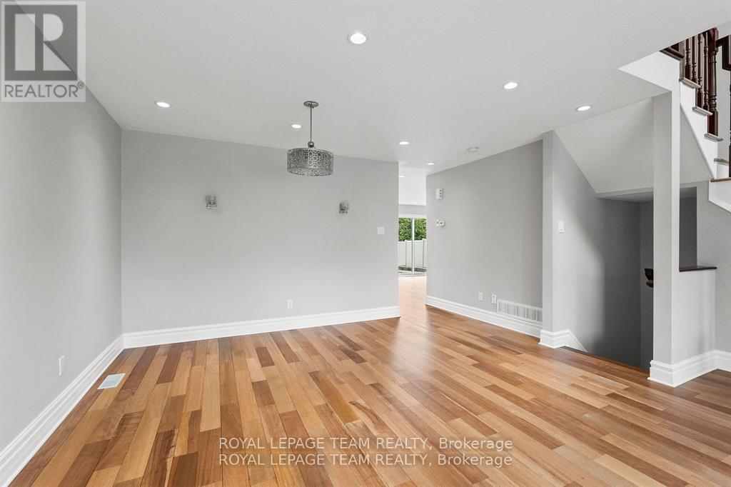 365 Langrell Crescent, Ottawa, Ontario  K2J 5R8 - Photo 11 - X12904746