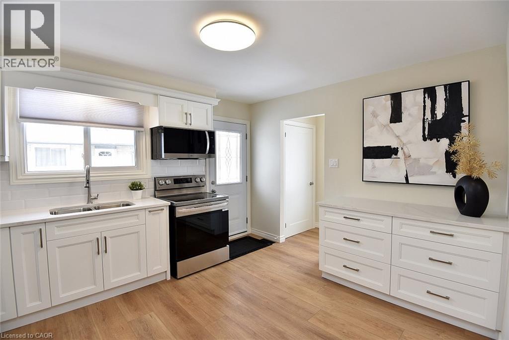 47 Odessa Street, Stoney Creek, Ontario  L8J 1A3 - Photo 9 - 40799250