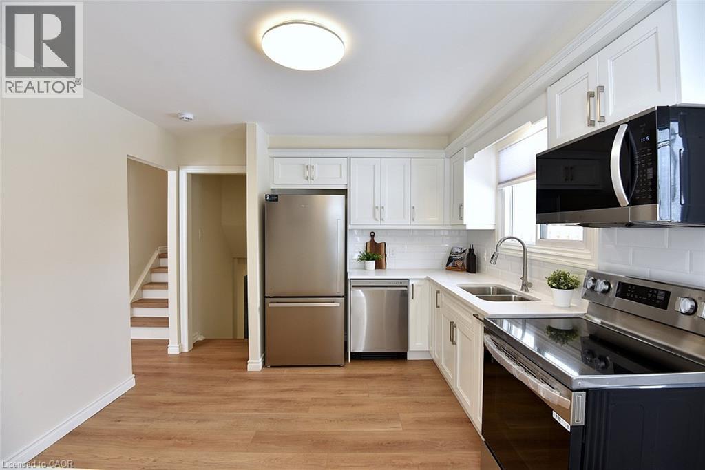 47 Odessa Street, Stoney Creek, Ontario  L8J 1A3 - Photo 8 - 40799250