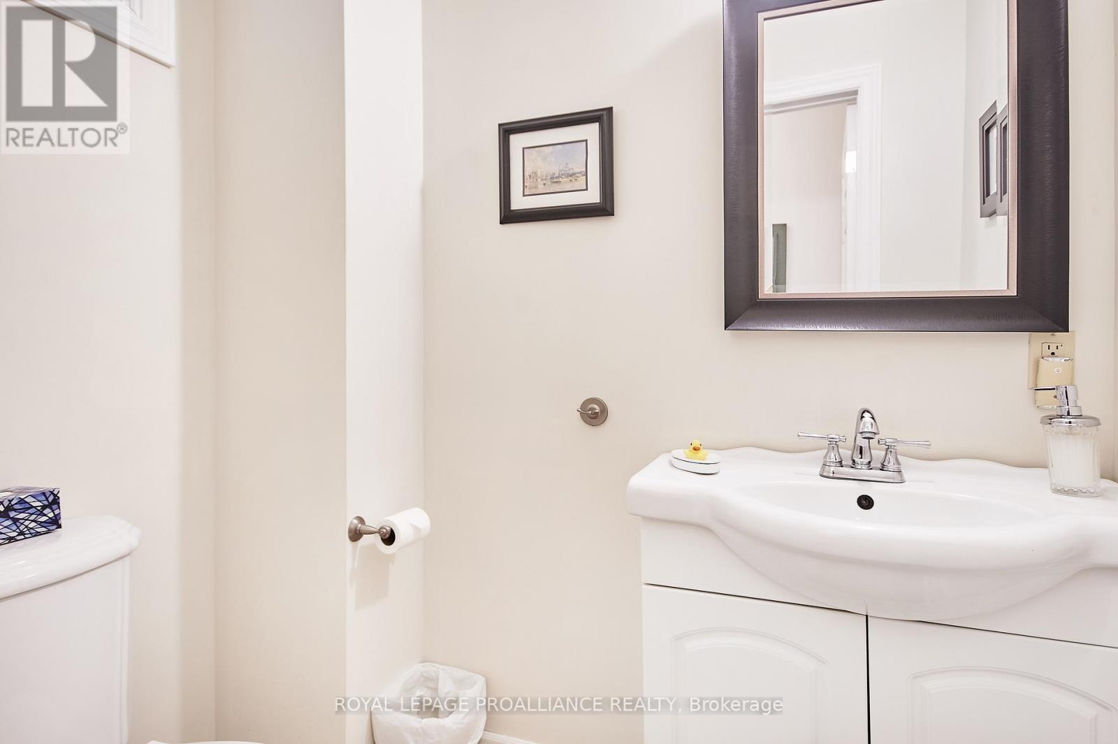 408 East Street, Prescott, Ontario  K0E 1T0 - Photo 28 - X12574146