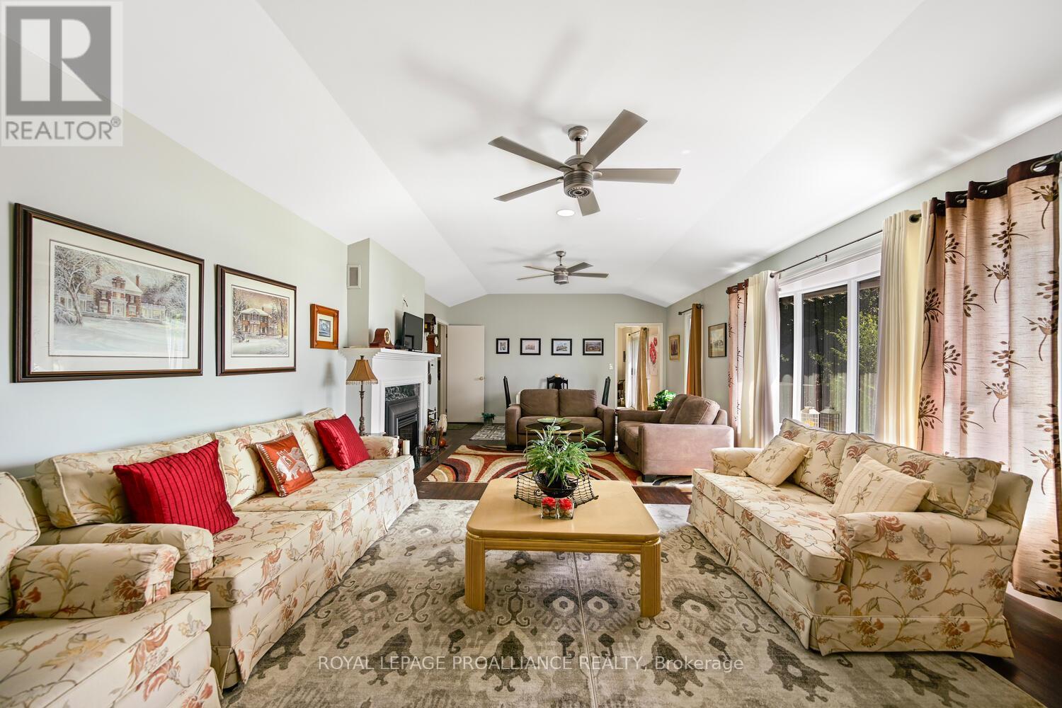 10 Cliffside Crescent, Brockville, Ontario  K6V 3A1 - Photo 8 - X12652438