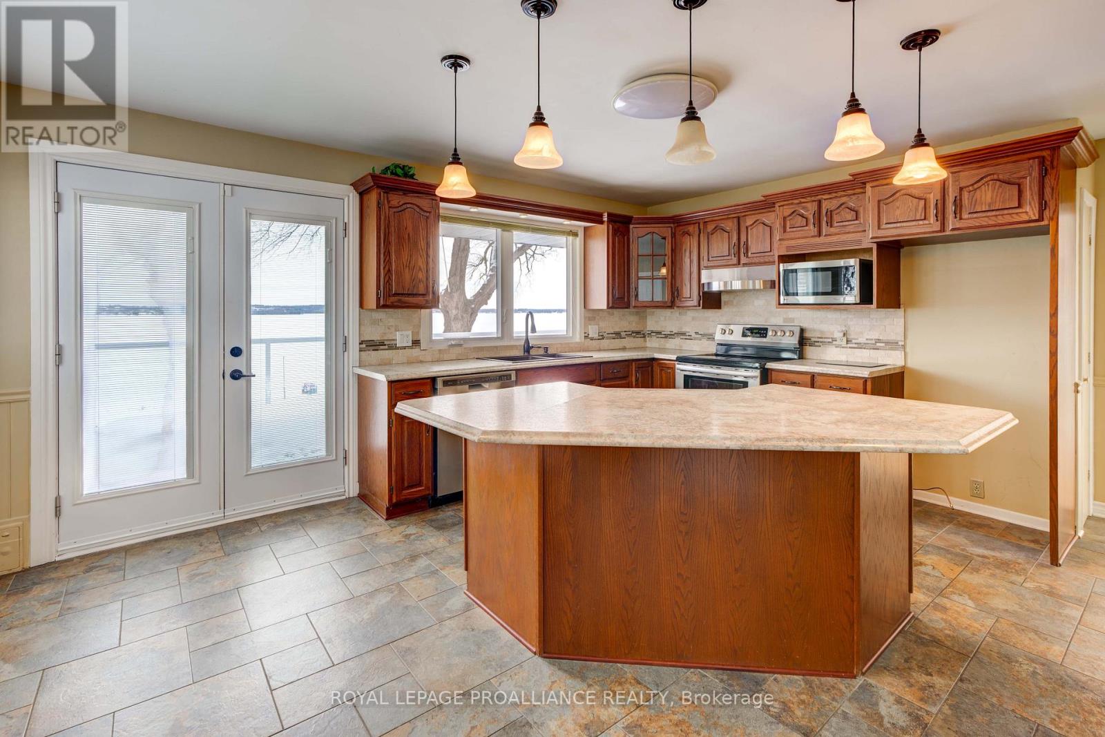 1675 County Rd 2 Road W, Prescott, Ontario  K0E 1T0 - Photo 13 - X12831876