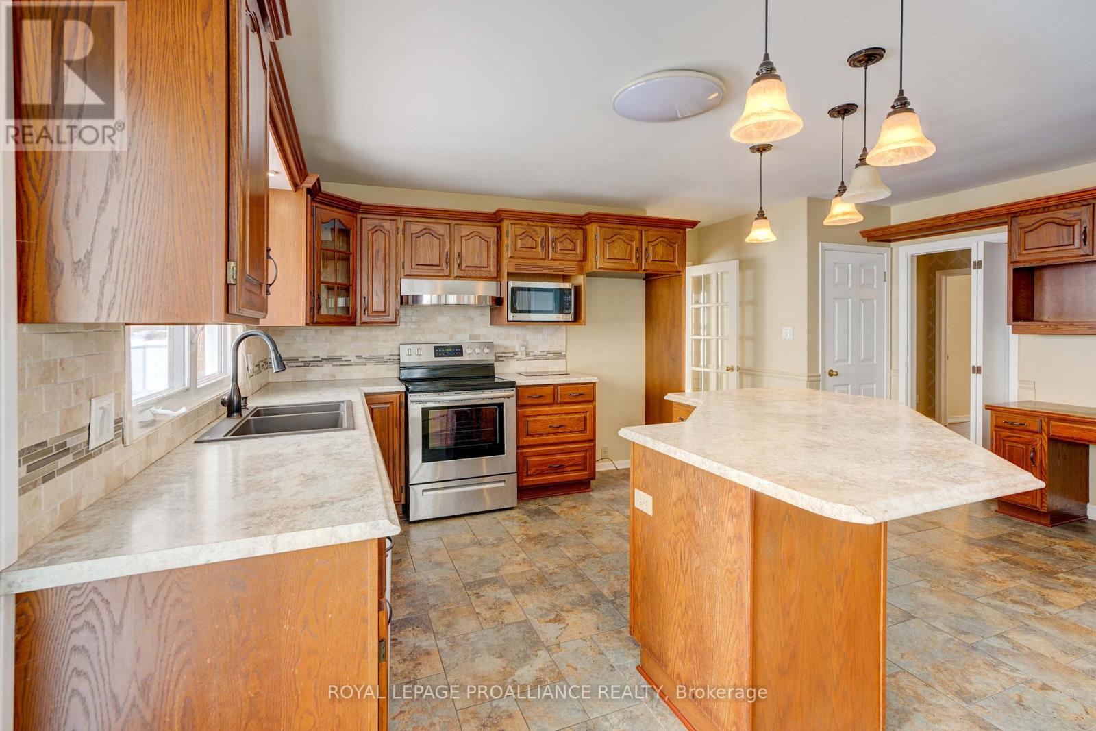 1675 County Rd 2 Road W, Prescott, Ontario  K0E 1T0 - Photo 16 - X12831876