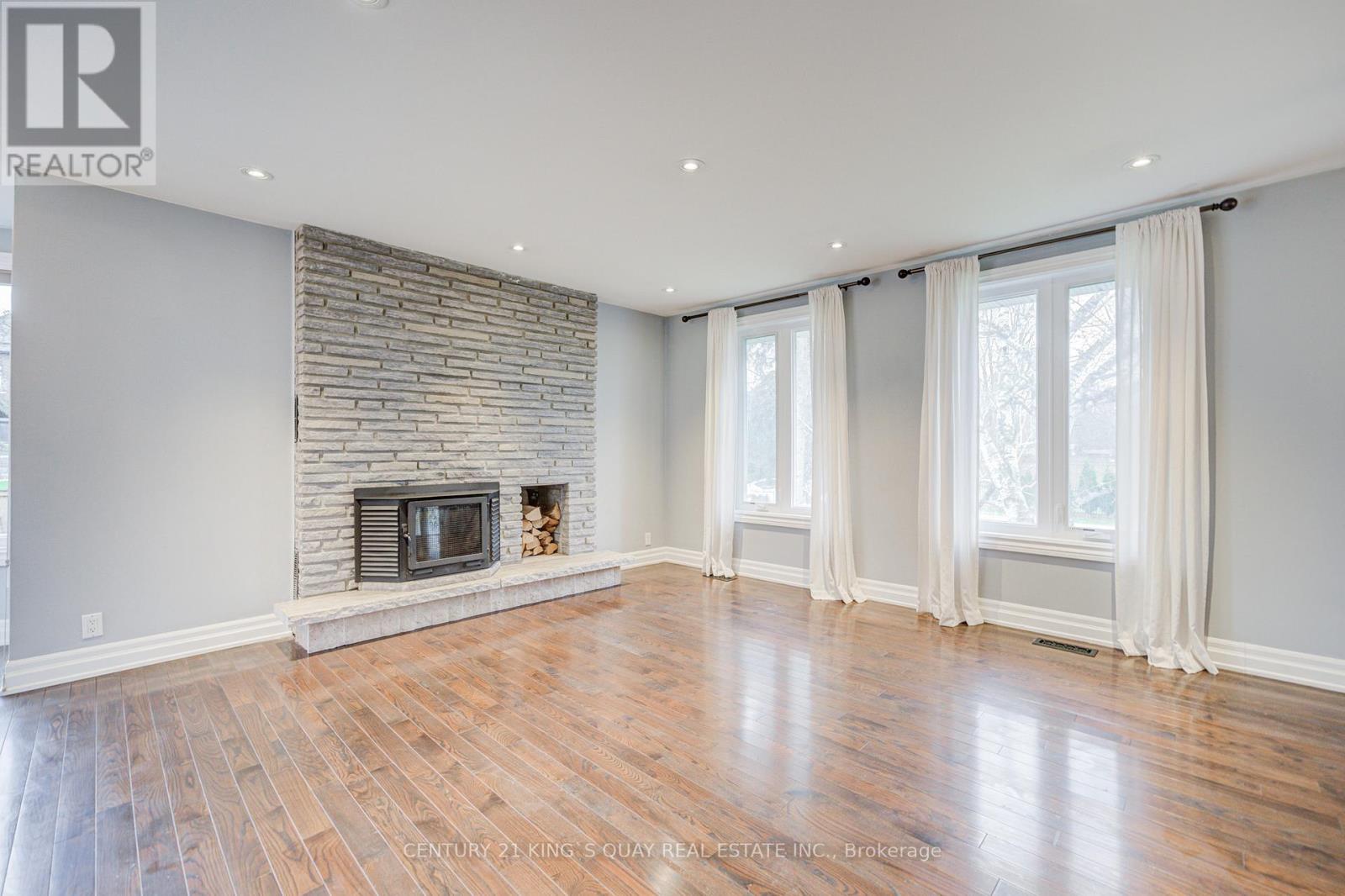 11 George Street, East Gwillimbury, Ontario  L0G 1V0 - Photo 10 - N13016158