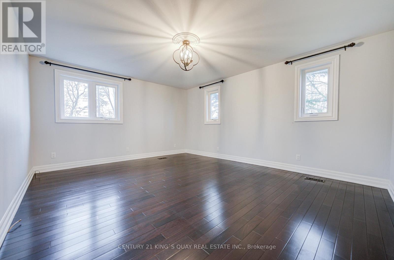 11 George Street, East Gwillimbury, Ontario  L0G 1V0 - Photo 19 - N13016158