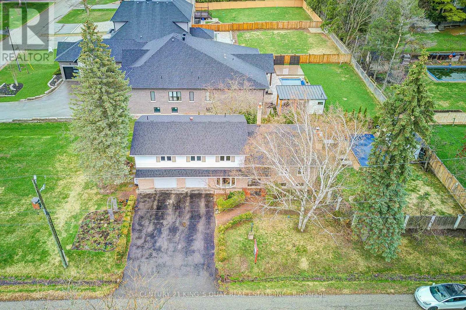 11 George Street, East Gwillimbury, Ontario  L0G 1V0 - Photo 4 - N13016158