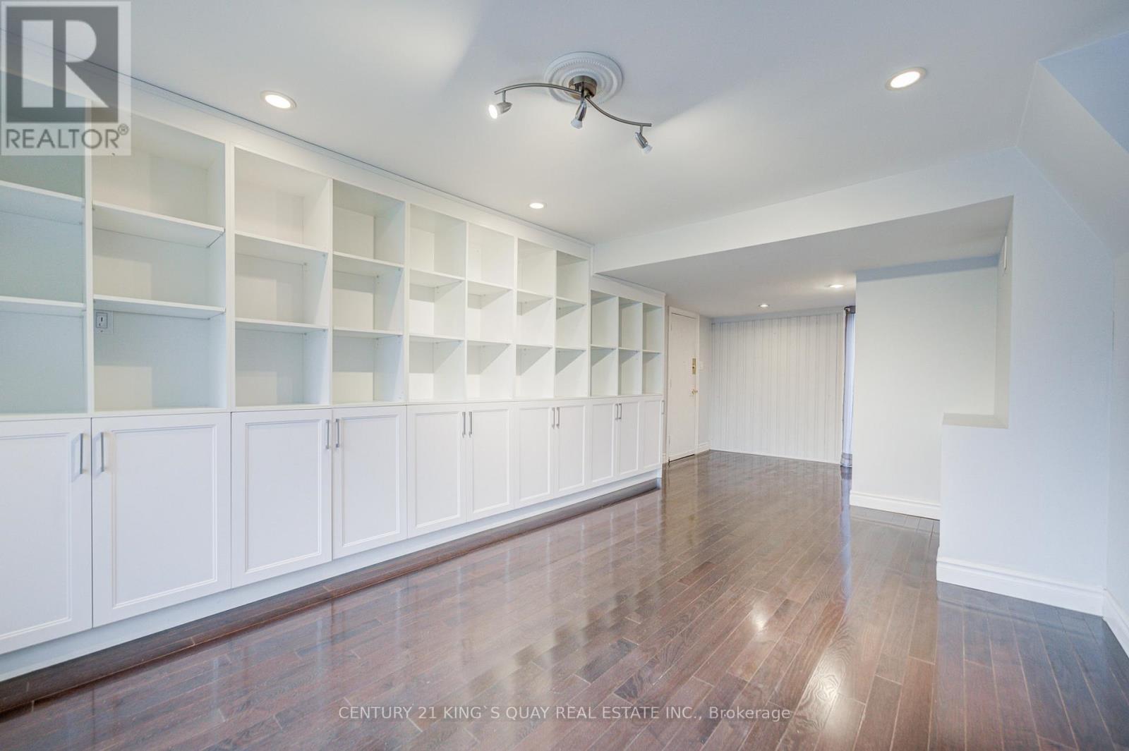 11 George Street, East Gwillimbury, Ontario  L0G 1V0 - Photo 5 - N13016158