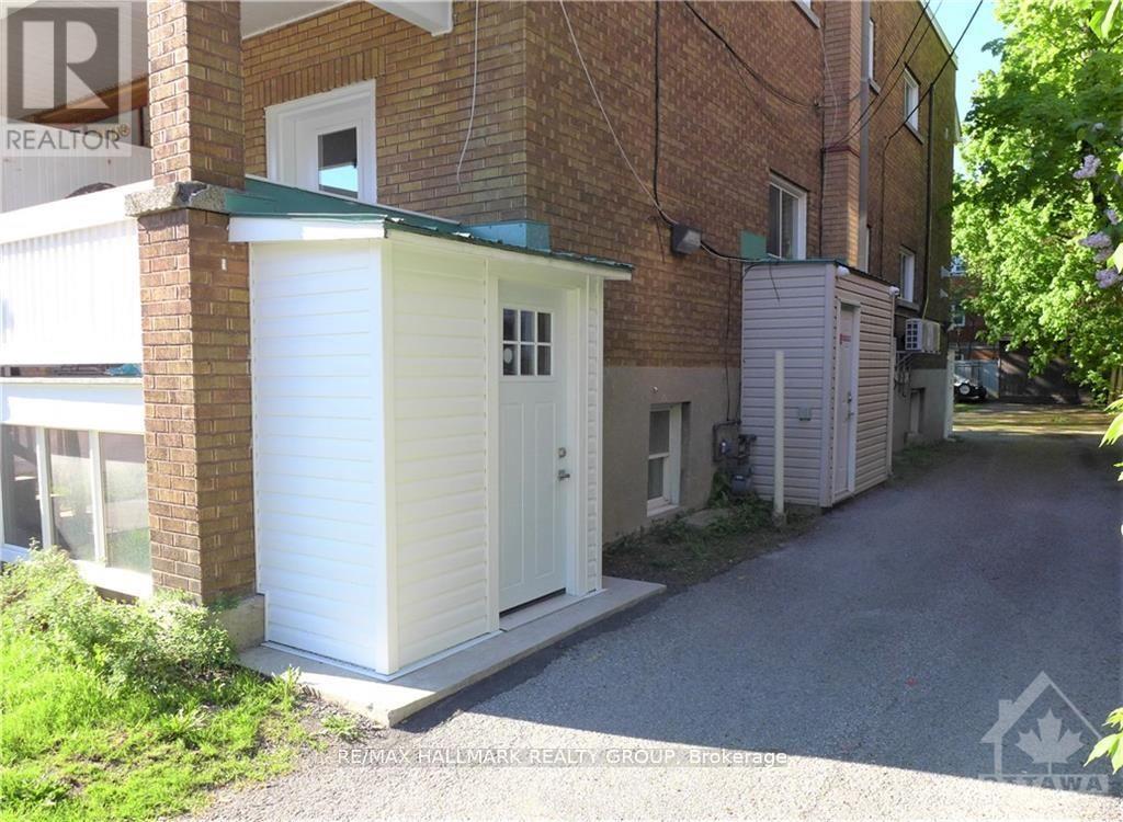6 - 375 Mackay Street, Ottawa, Ontario  K1M 2C3 - Photo 2 - X12779454