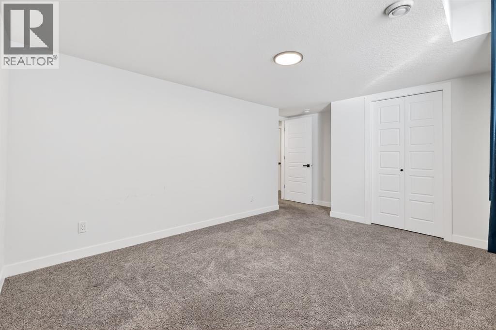 208 Dawson Circle, Chestermere, Alberta  T1X 2R2 - Photo 48 - A2299264