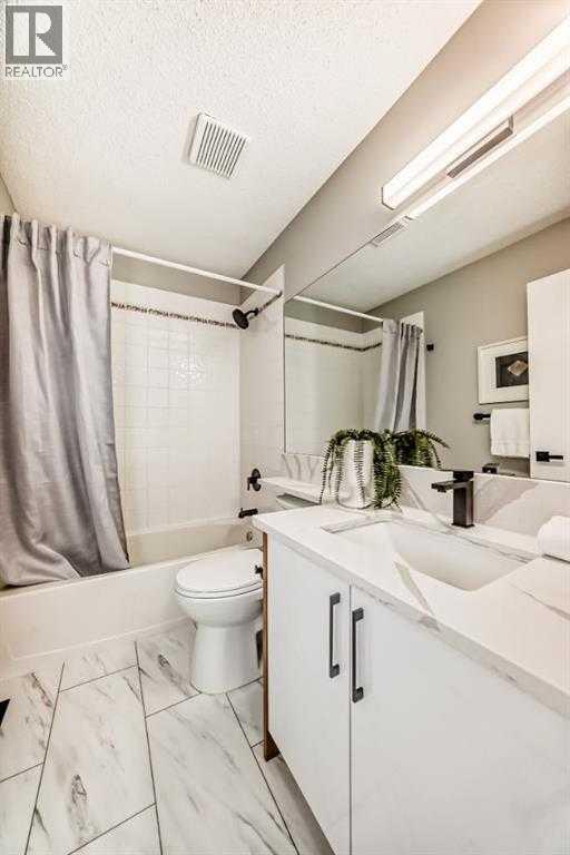 125 Lakeview Shores, Chestermere, Alberta  T1X 1H1 - Photo 37 - A2303179