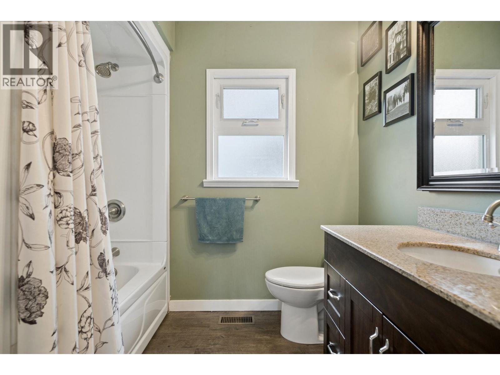 1861 E Kent Avenue North Avenue, Vancouver, British Columbia  V5P 2S9 - Photo 14 - R3113117