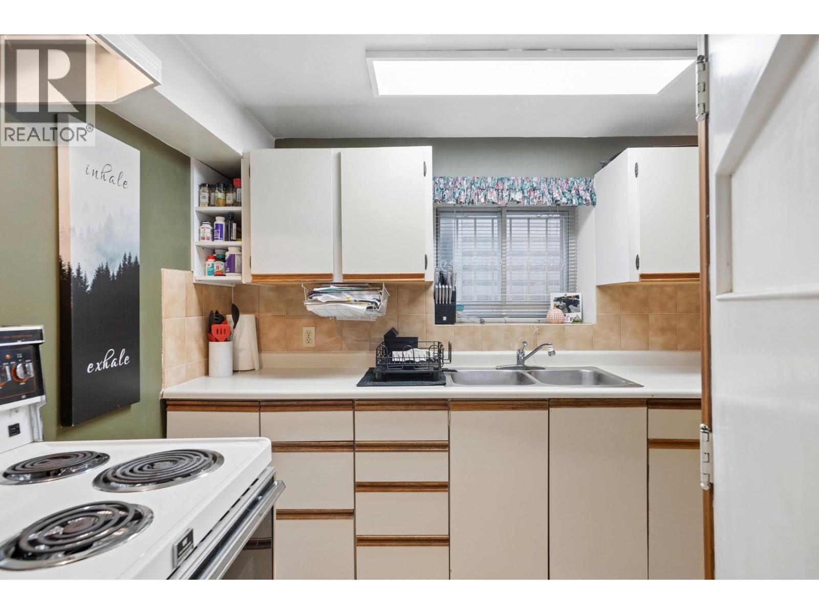 1861 E Kent Avenue North Avenue, Vancouver, British Columbia  V5P 2S9 - Photo 24 - R3113117