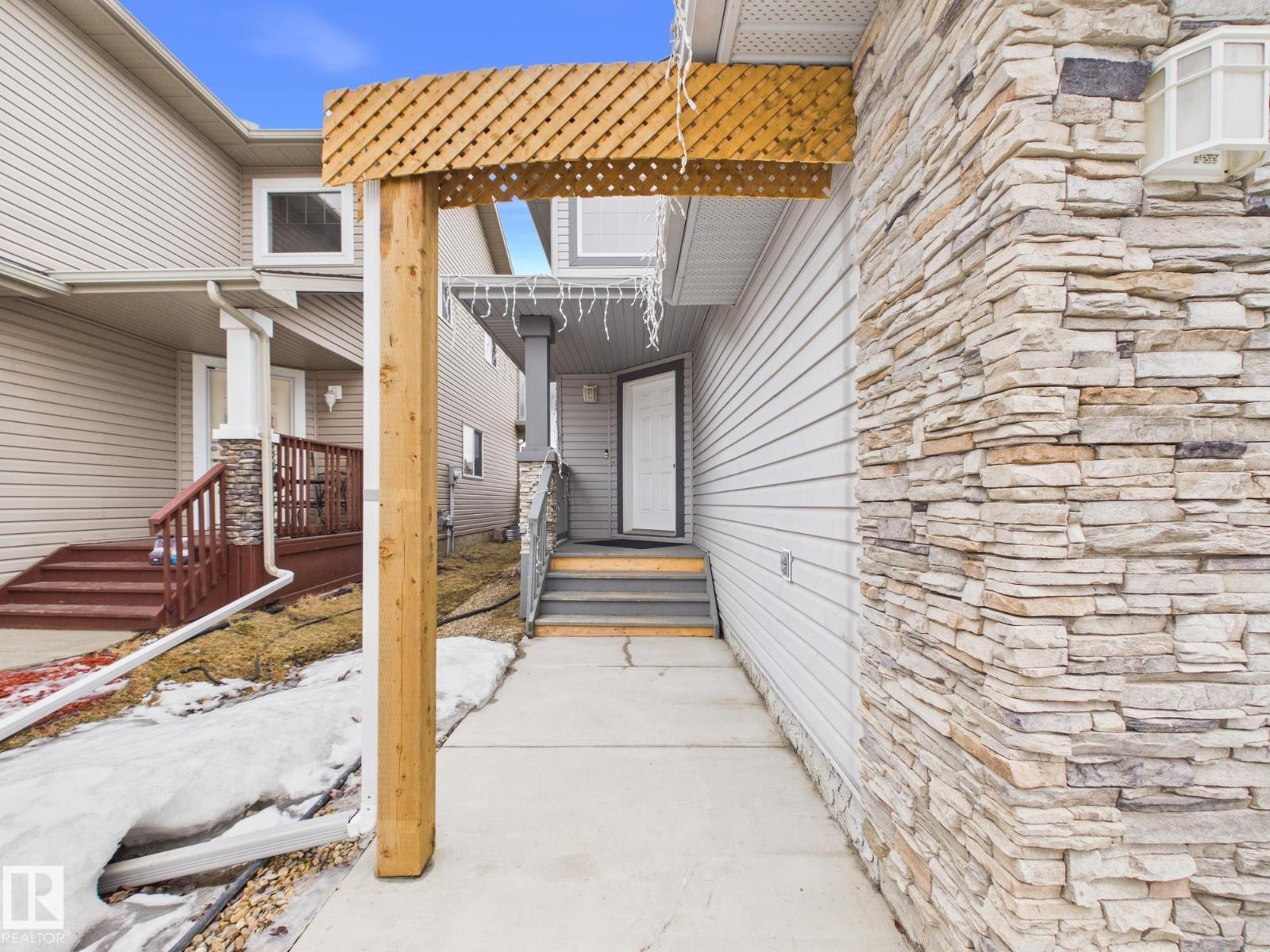 9073 Scott Cr Nw, Edmonton, Alberta  T6R 0E7 - Photo 4 - E4483128
