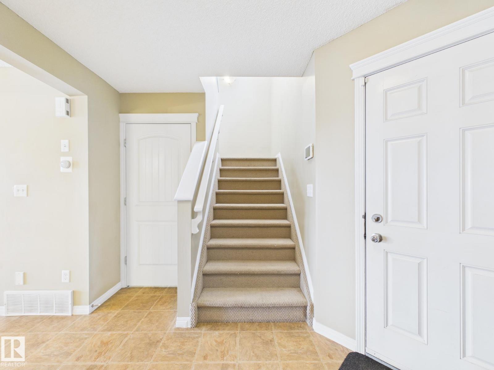 9073 Scott Cr Nw, Edmonton, Alberta  T6R 0E7 - Photo 9 - E4483128