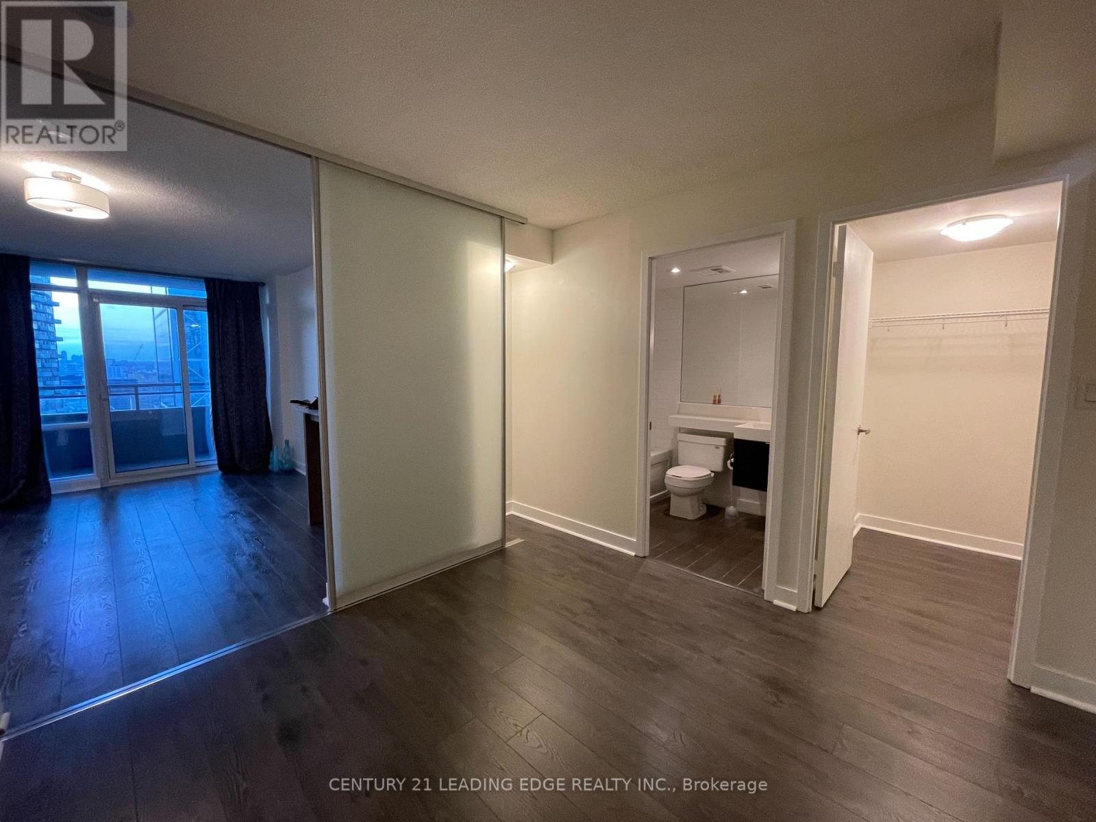 3211 - 25 Telegram Mews, Toronto, Ontario  M5V 3Z1 - Photo 12 - C13017400