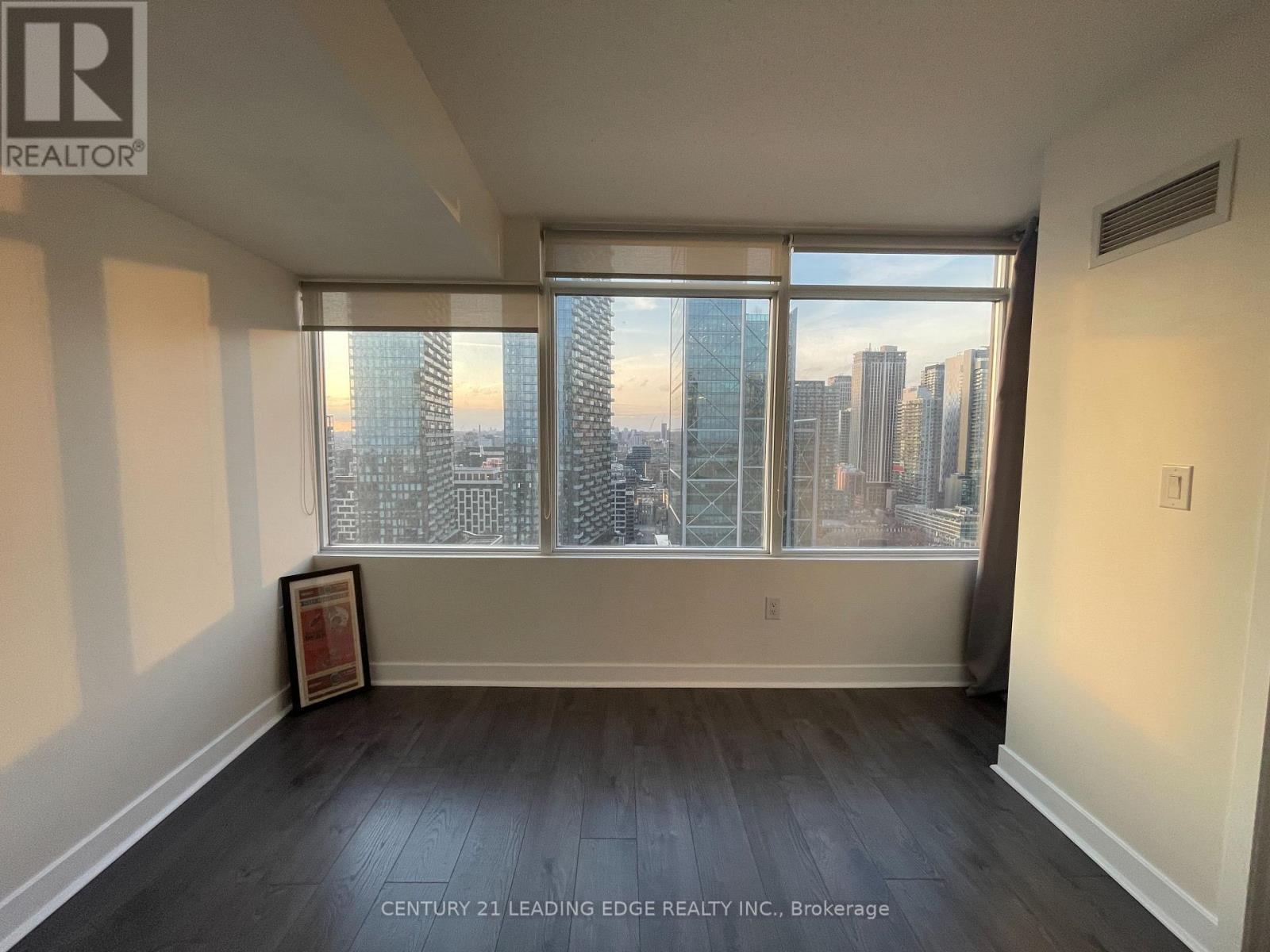 3211 - 25 Telegram Mews, Toronto, Ontario  M5V 3Z1 - Photo 6 - C13017400