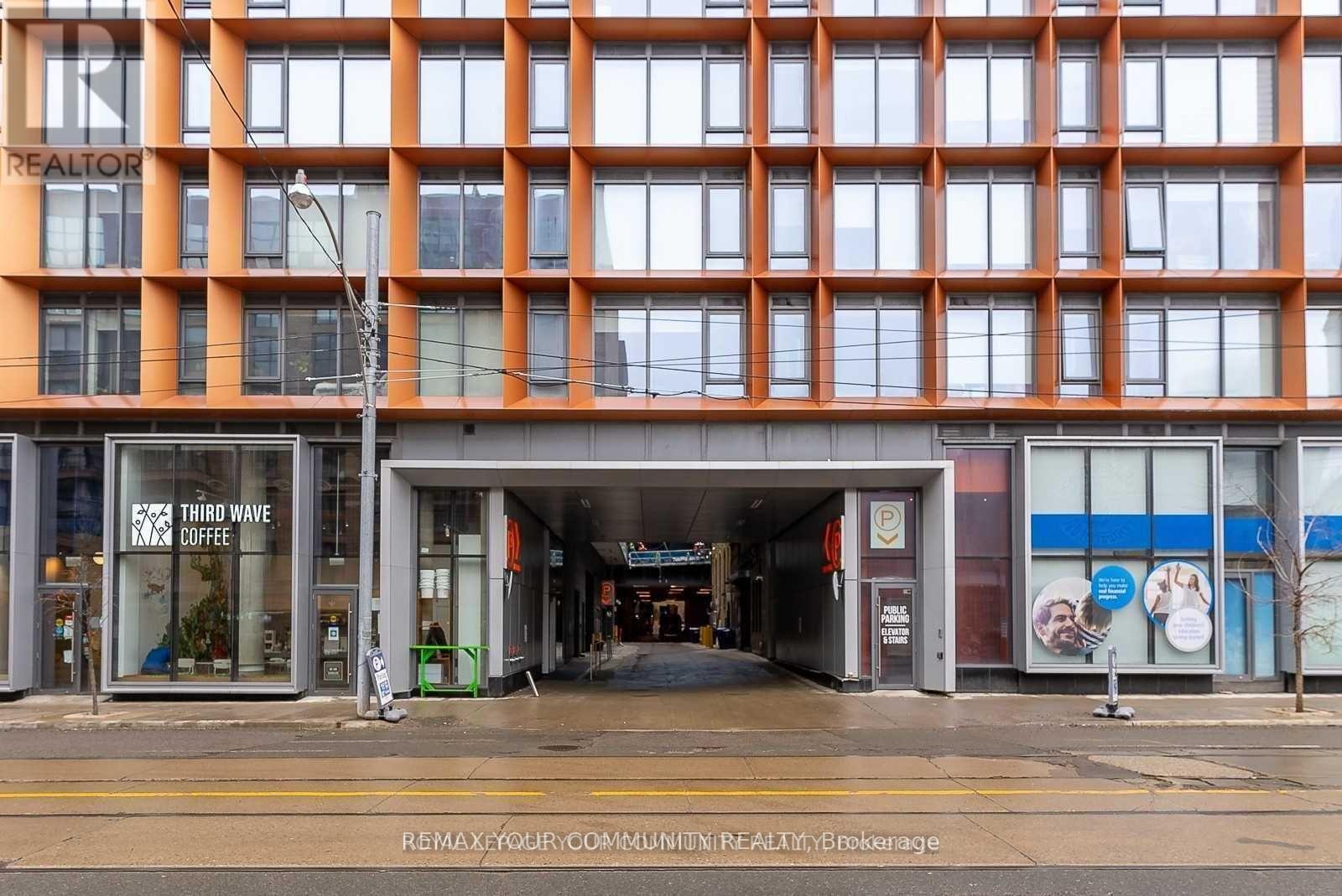 1506 - 60 Colborne Street, Toronto, Ontario  M5E 0B7 - Photo 2 - C13017406