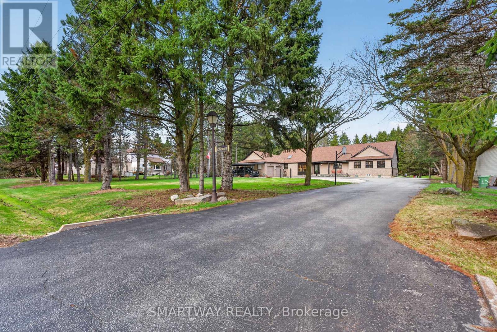 11 MEADOW DRIVE, Caledon, Ontario