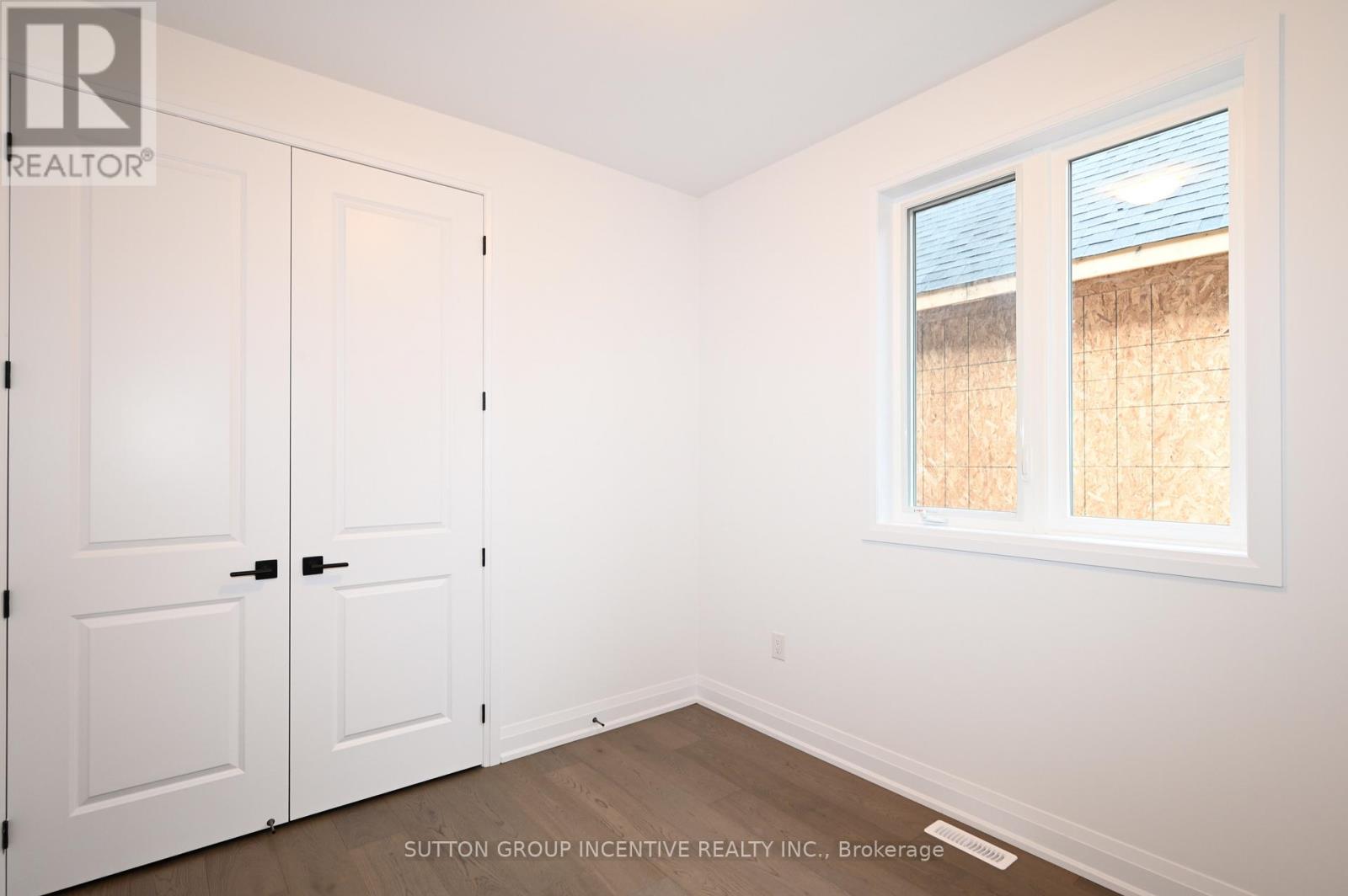 1 - 32 Winery Way, Barrie, Ontario  L9J 0Y3 - Photo 14 - S13017416