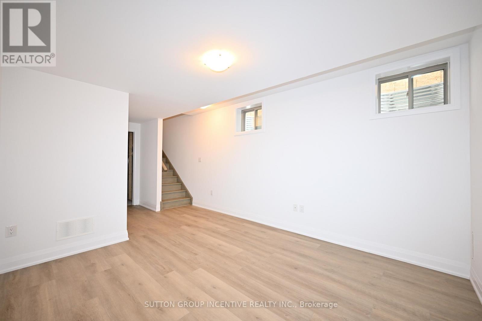 1 - 32 Winery Way, Barrie, Ontario  L9J 0Y3 - Photo 16 - S13017416