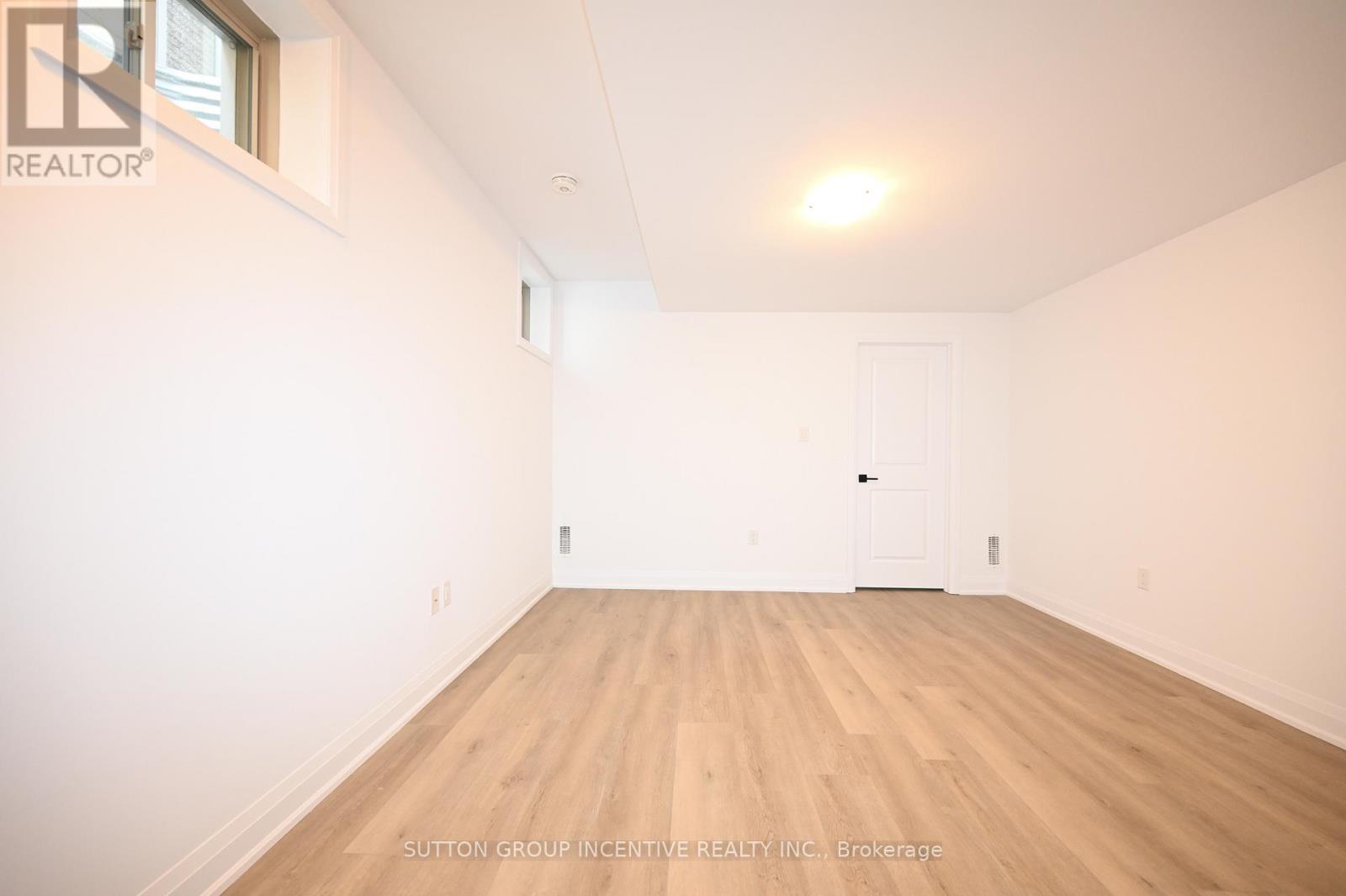 1 - 32 Winery Way, Barrie, Ontario  L9J 0Y3 - Photo 17 - S13017416