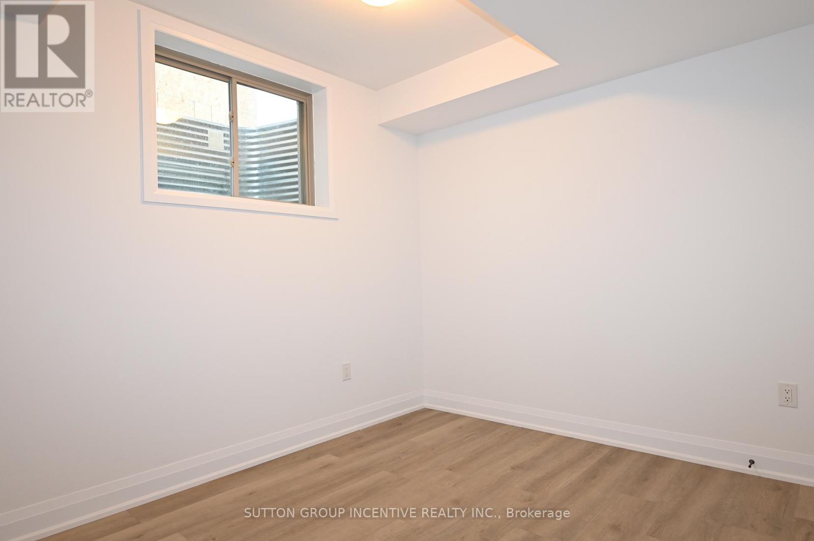 1 - 32 Winery Way, Barrie, Ontario  L9J 0Y3 - Photo 18 - S13017416