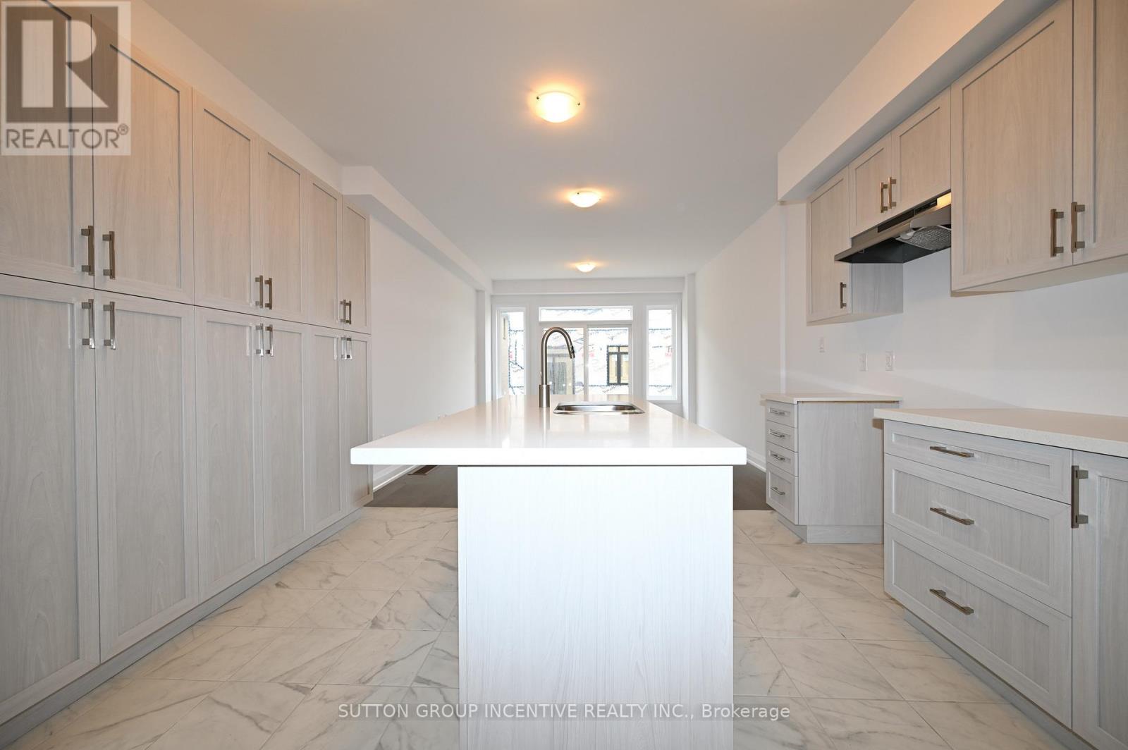 1 - 32 Winery Way, Barrie, Ontario  L9J 0Y3 - Photo 3 - S13017416