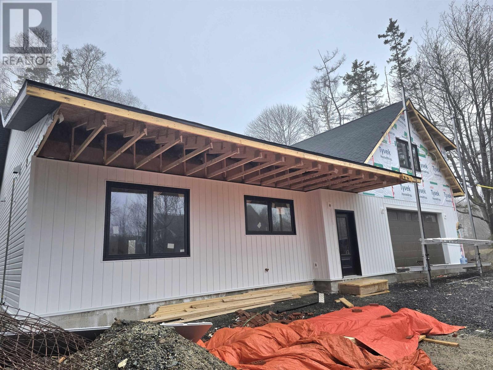 18 Wilson Drive, Chester, Nova Scotia  B0J 1N0 - Photo 2 - 202529663