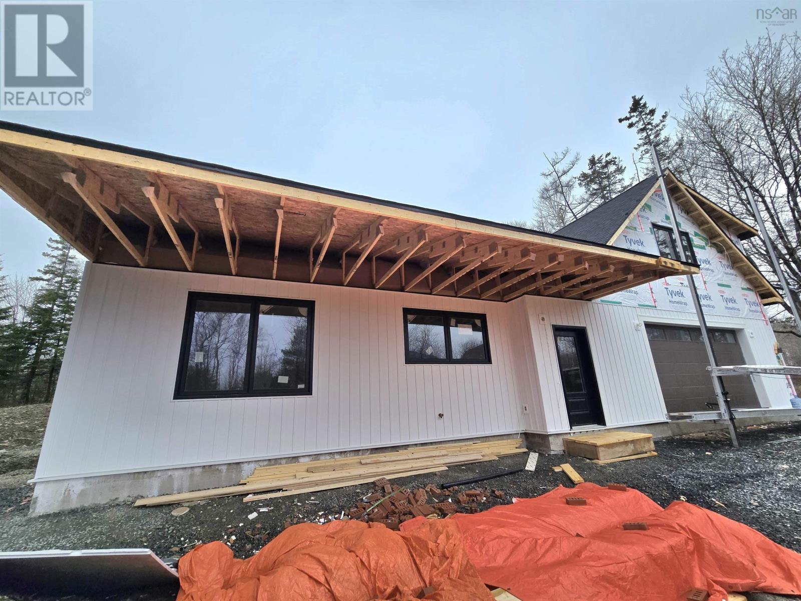 18 Wilson Drive, Chester, Nova Scotia  B0J 1N0 - Photo 3 - 202529663