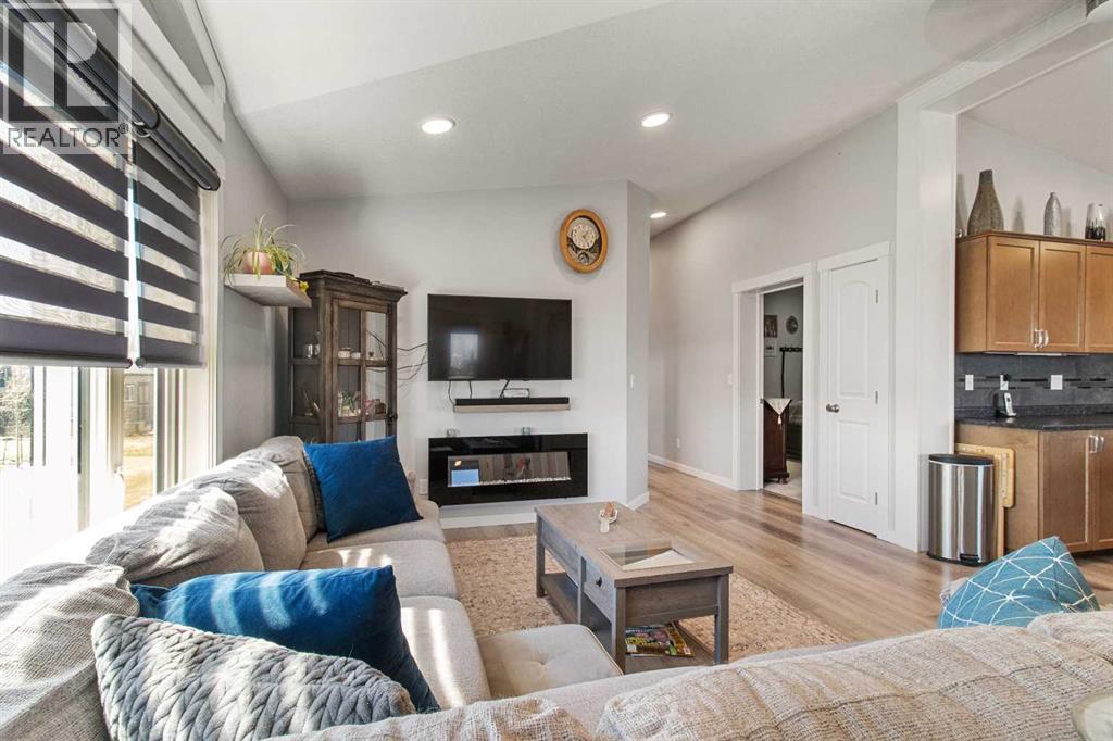 93, 41019 Range Road 11, Rural Lacombe County, Alberta  T0C 2J0 - Photo 4 - A2301720