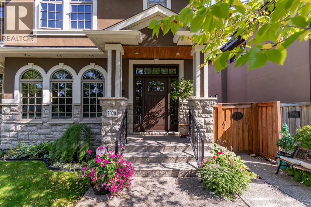 2028 25a Street Sw, Calgary, Alberta  T3E 1Y7 - Photo 4 - A2302513