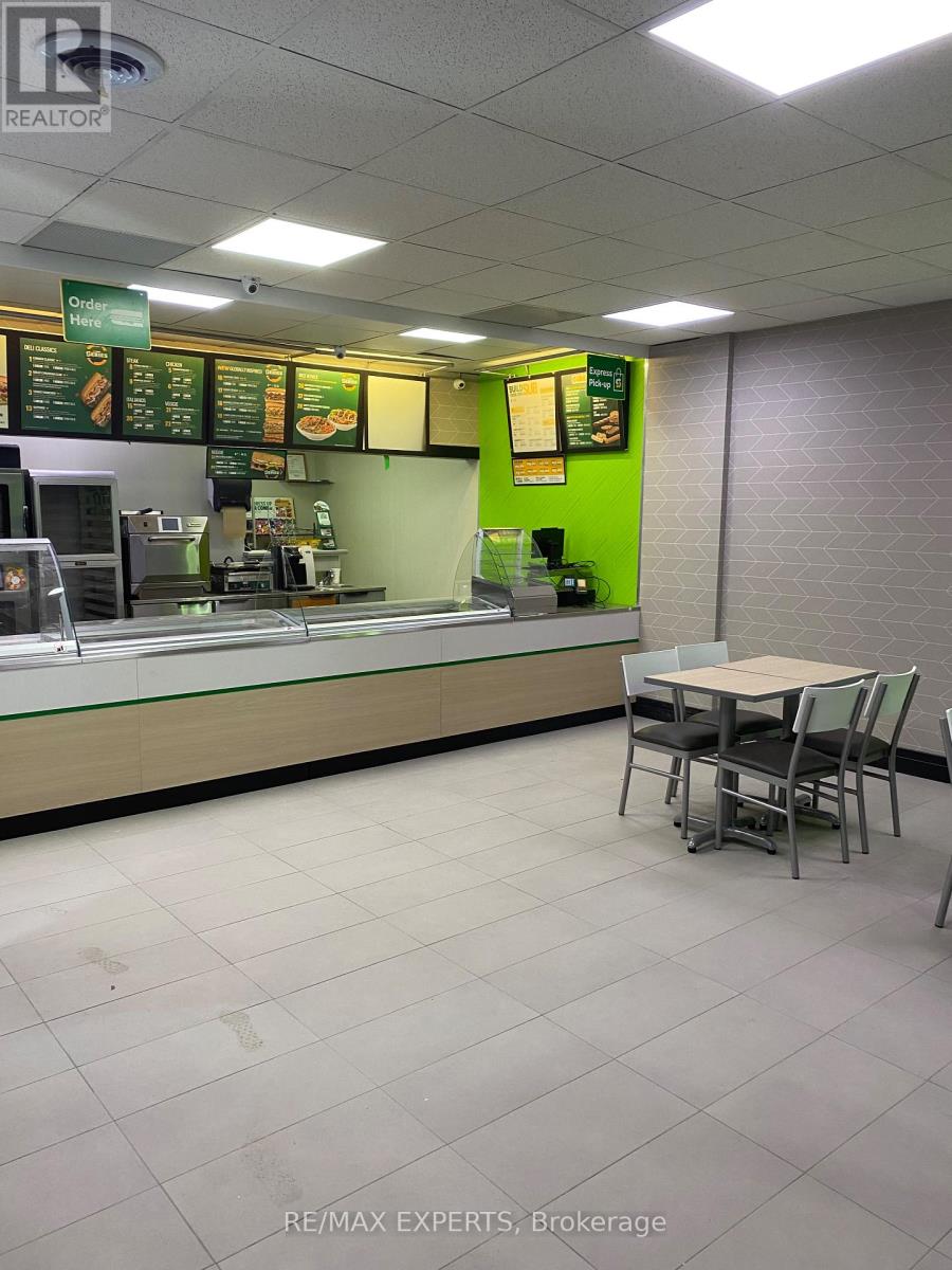 41 KENNEDY ROAD N, Brampton, Ontario