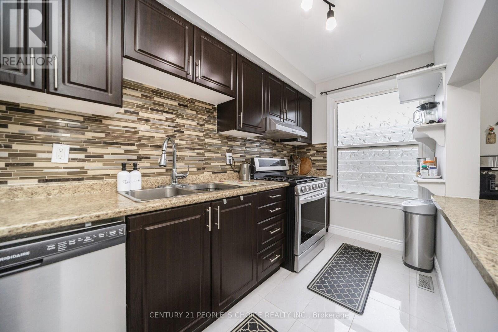 10 Eden Park Drive, Brampton, Ontario  L6T 3A5 - Photo 19 - W13017392