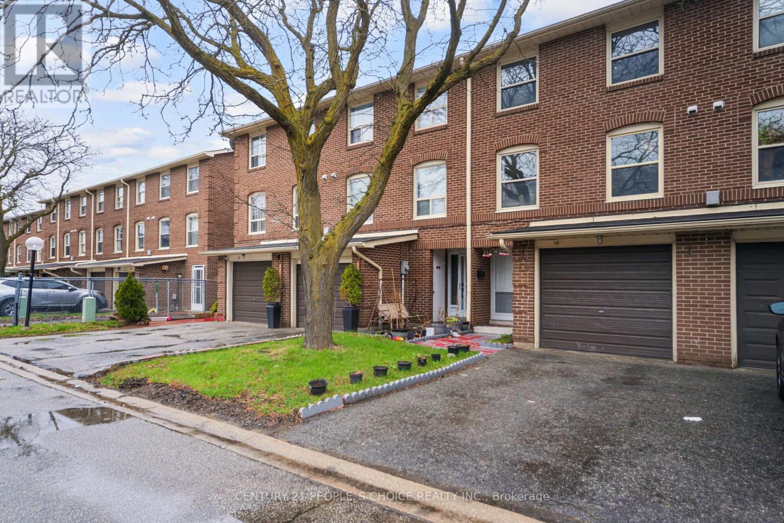 10 Eden Park Drive, Brampton, Ontario  L6T 3A5 - Photo 2 - W13017392