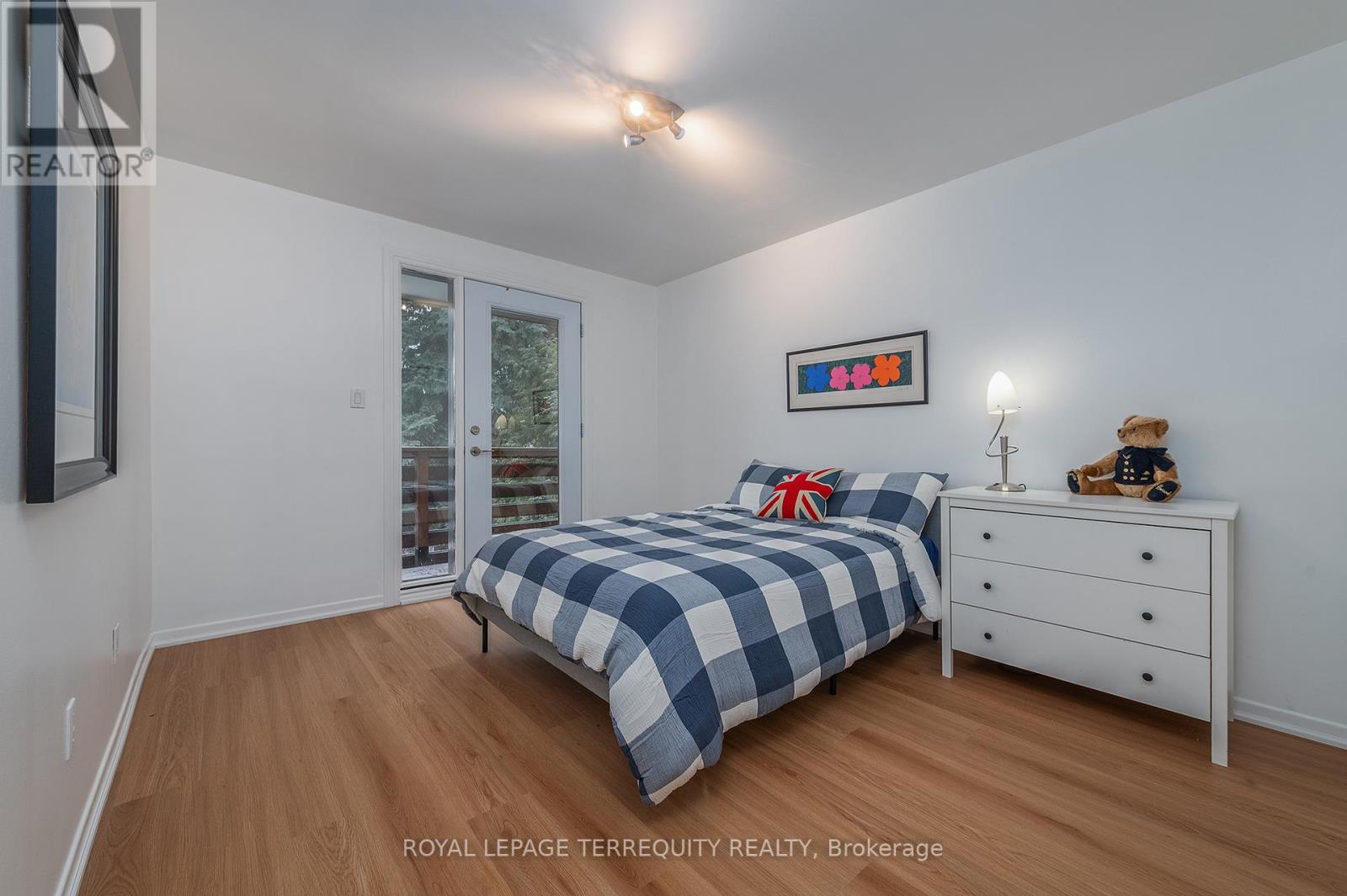 6 Earlington Avenue, Toronto, Ontario  M8X 2N5 - Photo 26 - W13017402