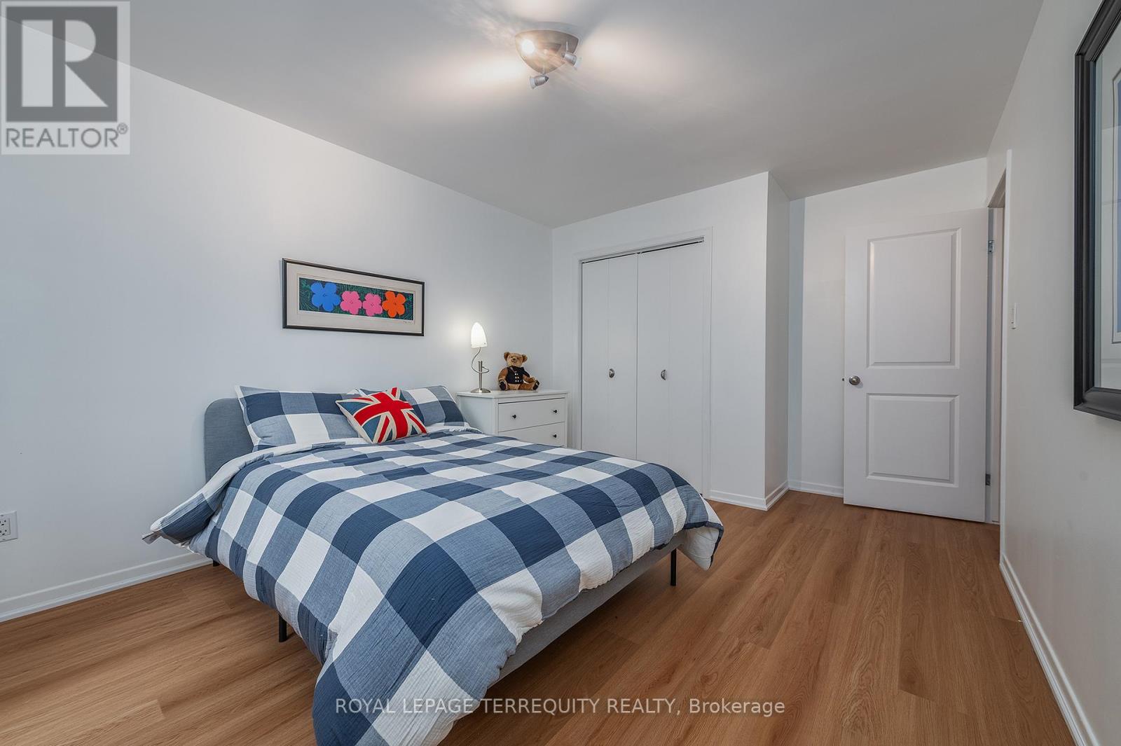 6 Earlington Avenue, Toronto, Ontario  M8X 2N5 - Photo 27 - W13017402