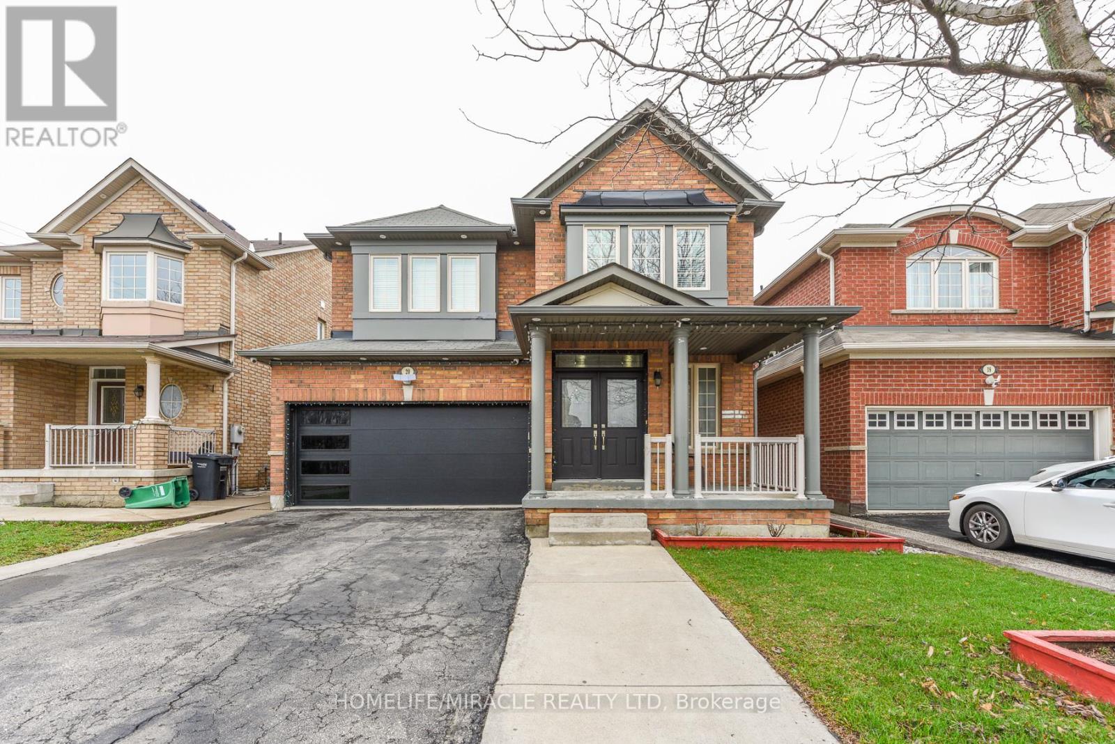 20 Gamson Crescent, Brampton, Ontario  L6R 0V8 - Photo 3 - W13011394