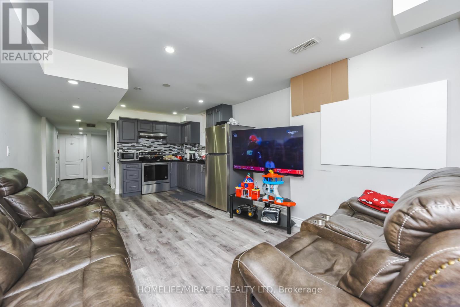 20 Gamson Crescent, Brampton, Ontario  L6R 0V8 - Photo 35 - W13011394