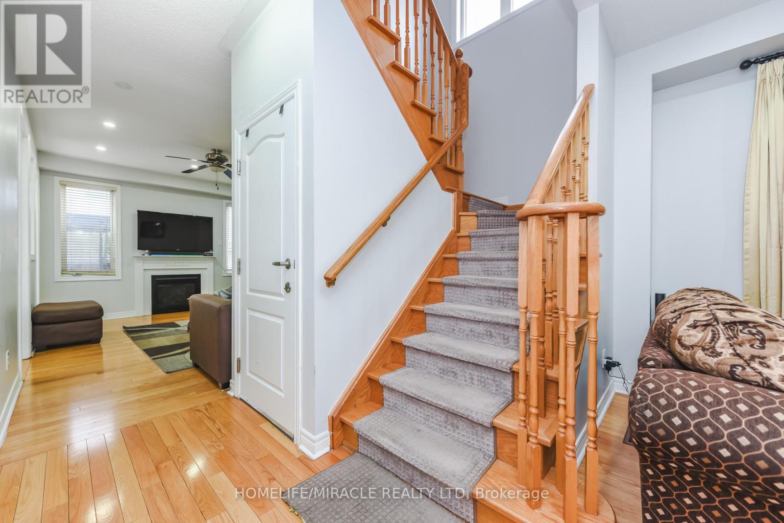 20 Gamson Crescent, Brampton, Ontario  L6R 0V8 - Photo 8 - W13011394