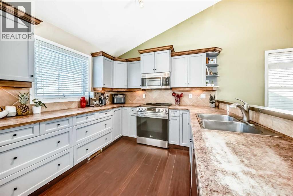 116 Old Boomer Road, Sylvan Lake, Alberta  T4S 2J1 - Photo 8 - A2297104