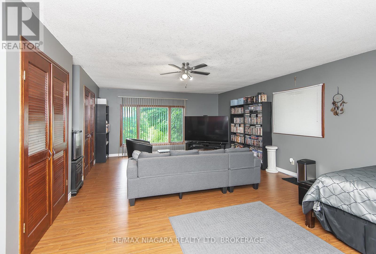 140 Lakeshore Road, Fort Erie, Ontario  L2A 1B2 - Photo 16 - X11995455