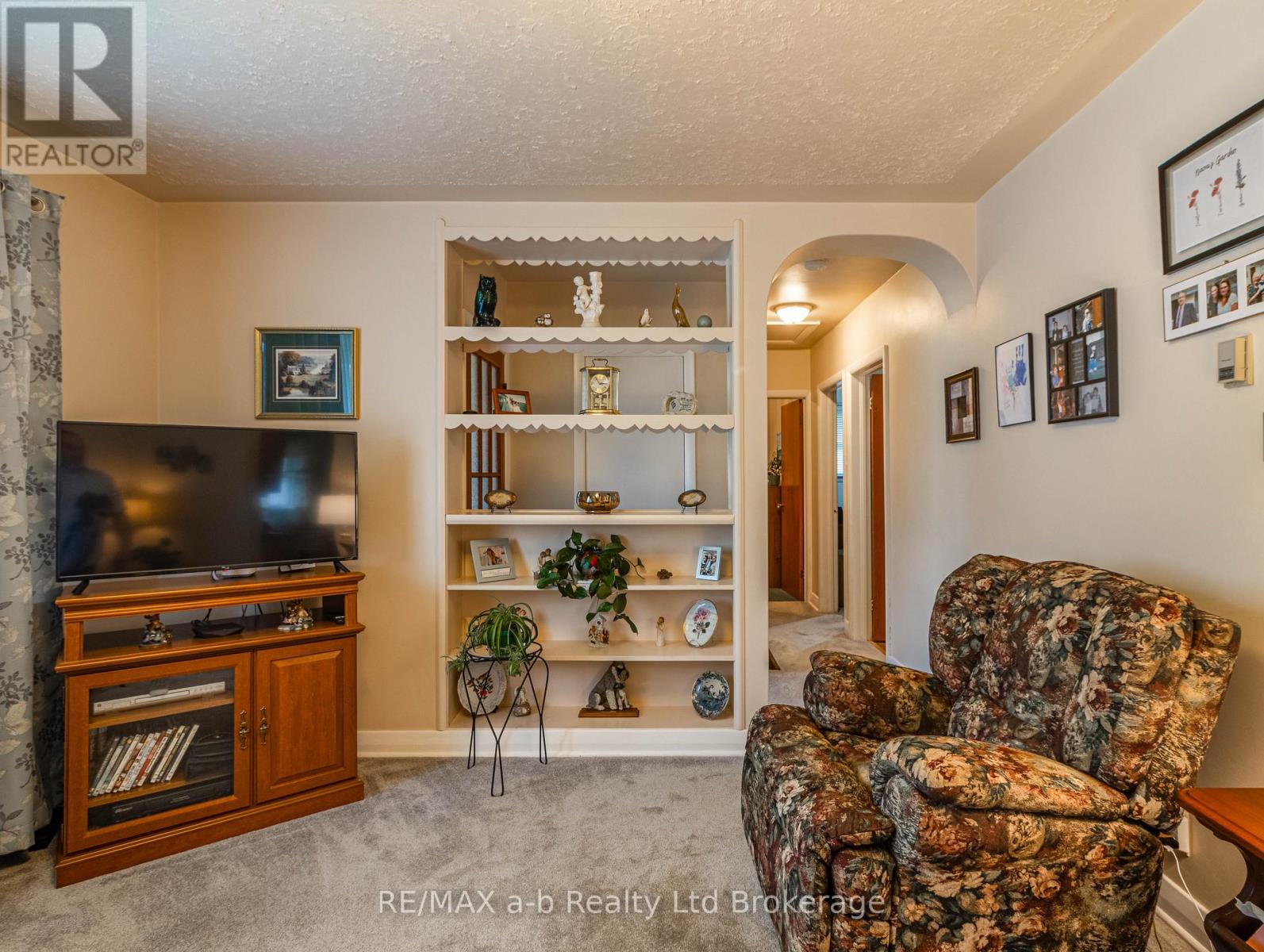 219 Bowerhill Road, Woodstock, Ontario  N4S 2N5 - Photo 9 - X12961102