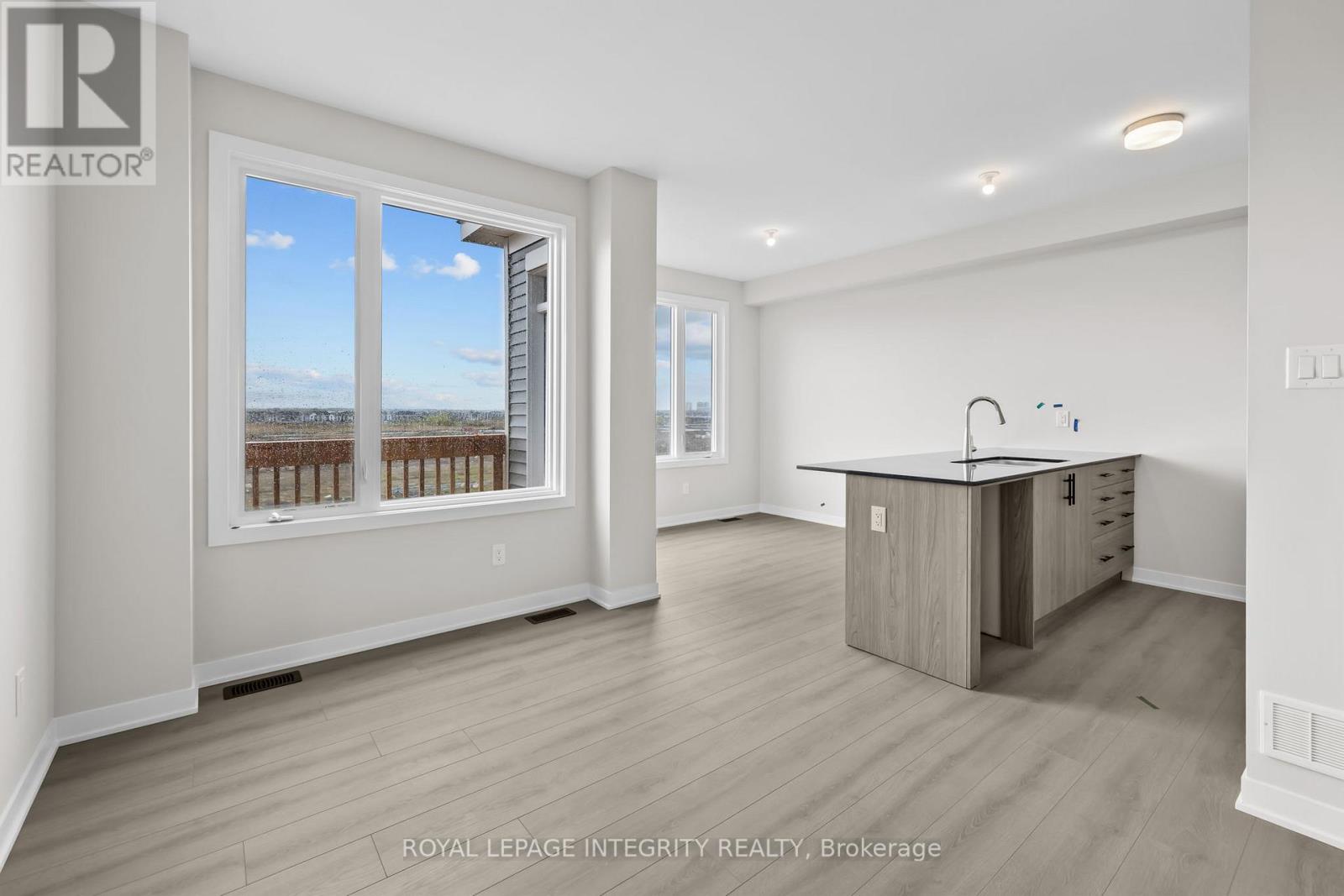 817 Andesite Terrace, Ottawa, Ontario  K2J 7H4 - Photo 4 - X13017470