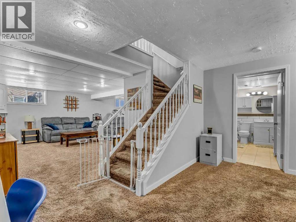 32 Spruce Close Se, Medicine Hat, Alberta  T1A 7E4 - Photo 19 - A2298951